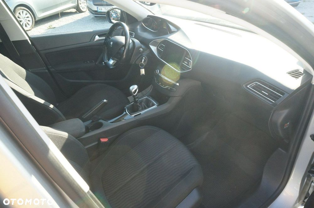 Peugeot 308 1.6 BlueHDi Active S&S - 25