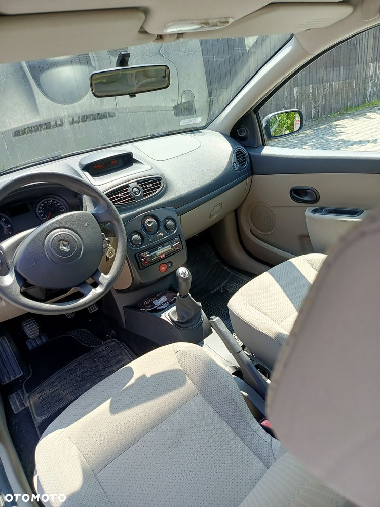 Renault Clio - 5