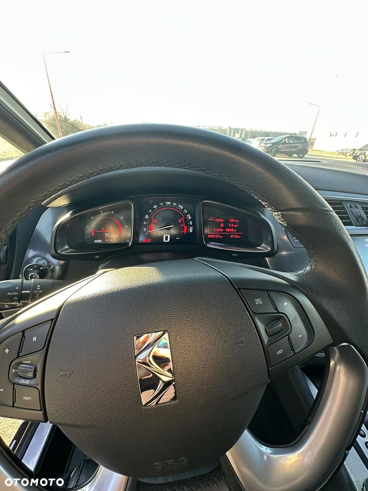 DS Automobiles DS 5 - 8