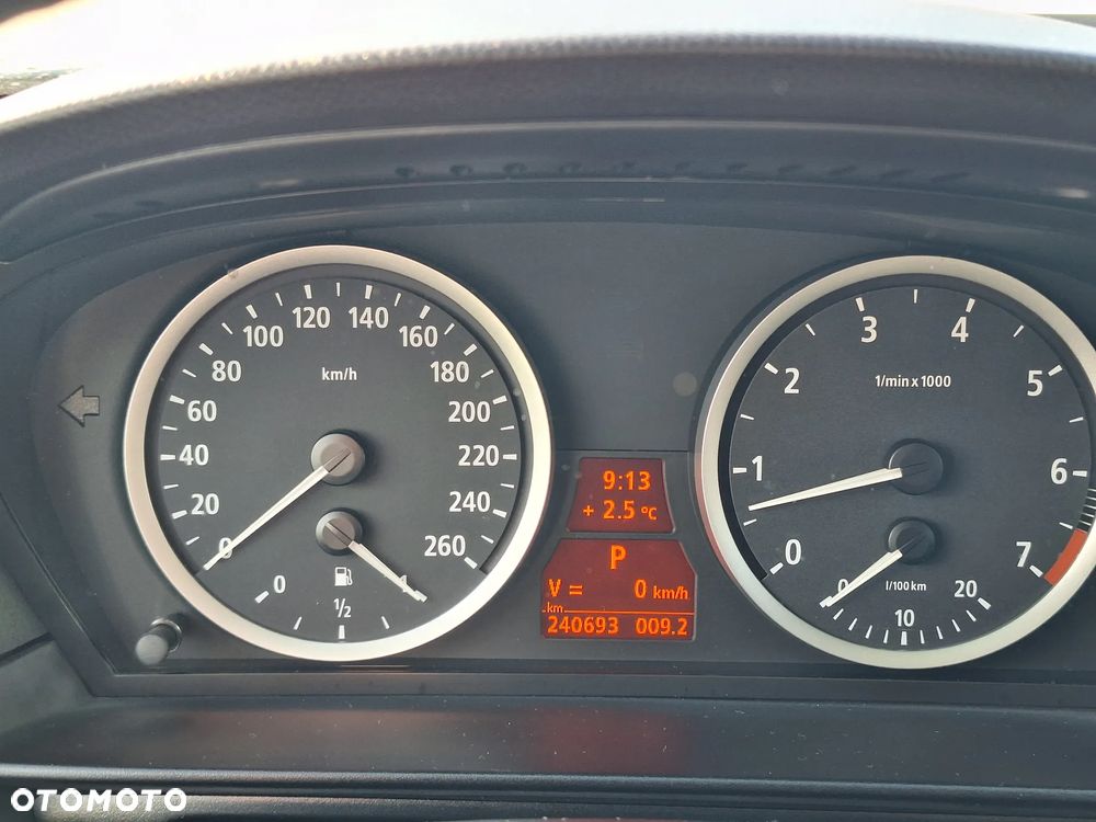 BMW Seria 5 - 12