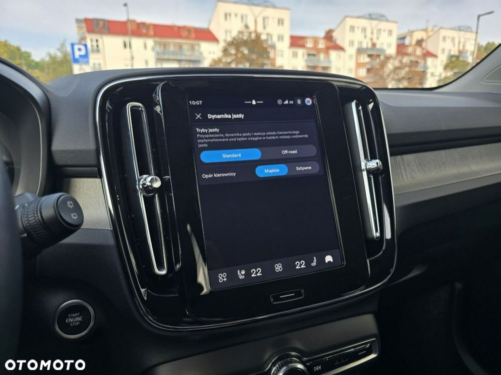Volvo XC 40 B3 Core - 24