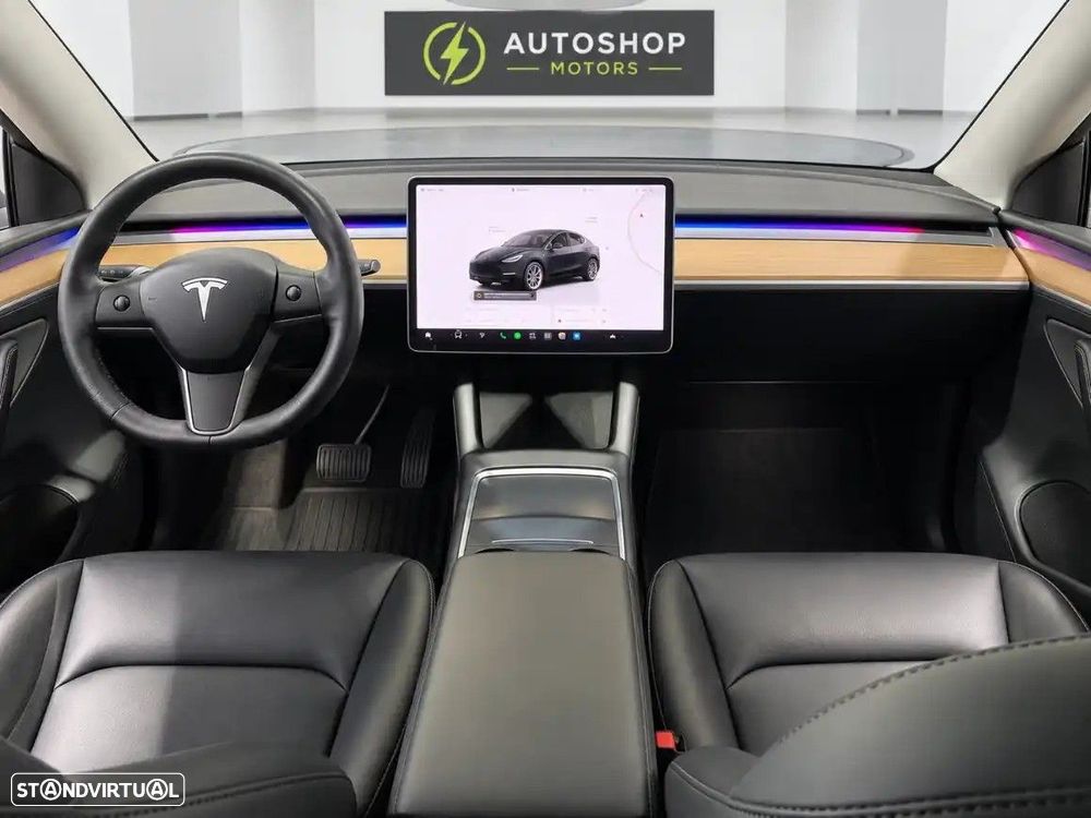 Tesla Model Y RWD - 11