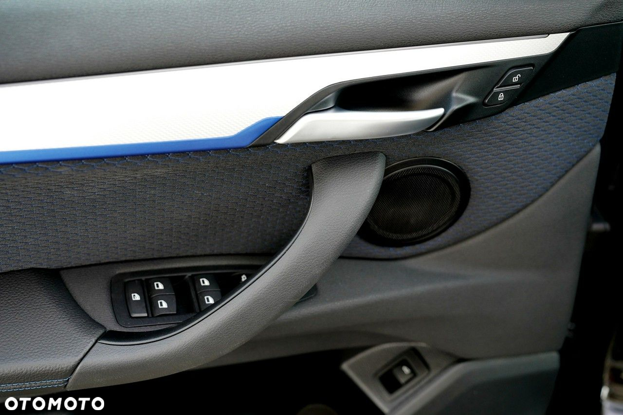 BMW X1 - 18