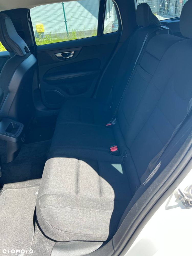Volvo V60 - 17