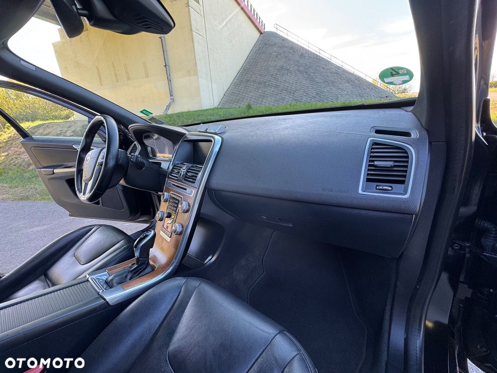 Volvo XC 60 - 28