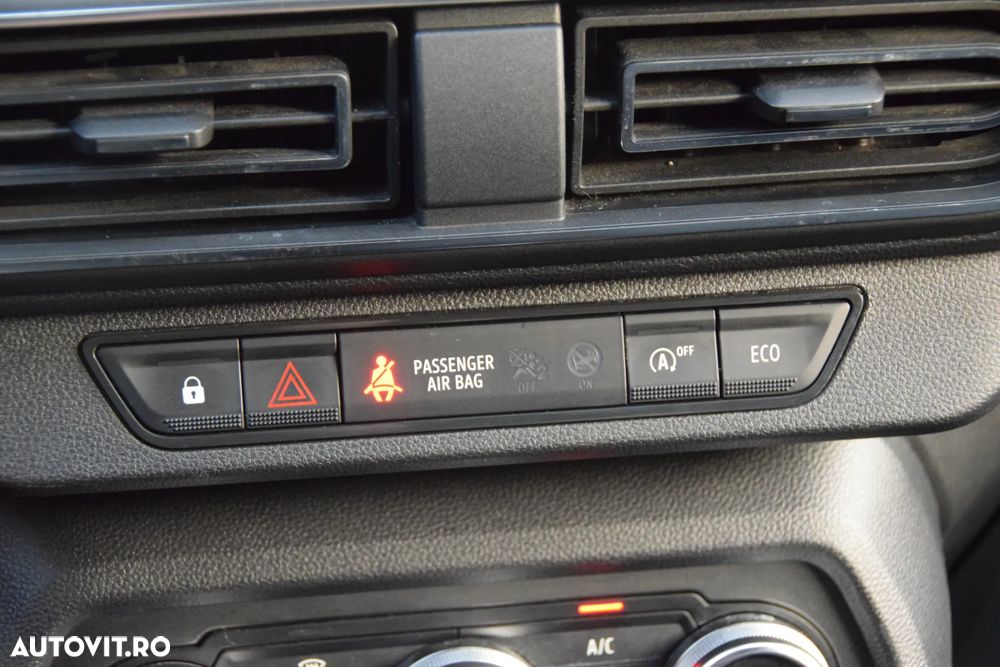 Dacia Logan TCe 90 MT6 Comfort - 27