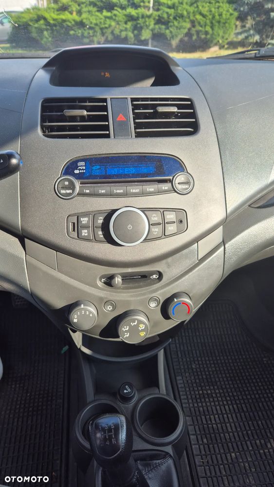 Chevrolet Spark 1.0 LS - 10