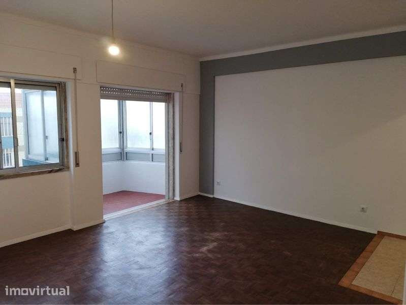 Apartamento T1 Laranjeiro - Grande imagem: 5/7