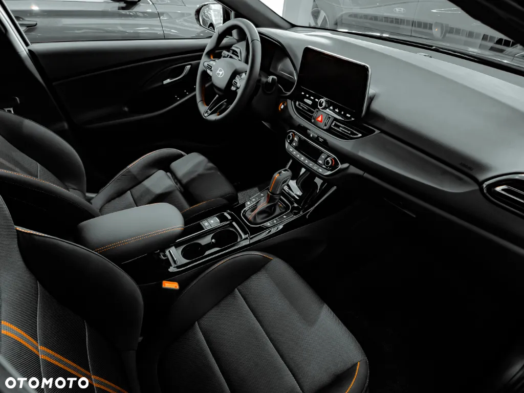 Hyundai i30 1.5 T-GDI 48V Smart DCT - 12