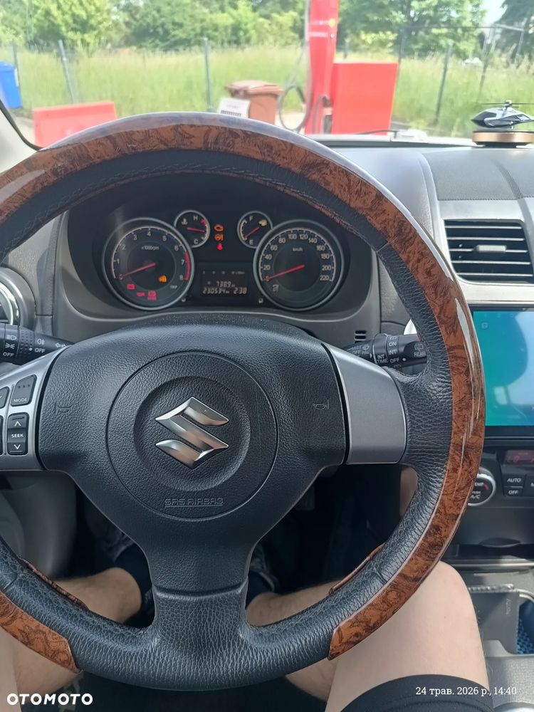 Suzuki SX4 1.6 VVT 4x2 City - 24