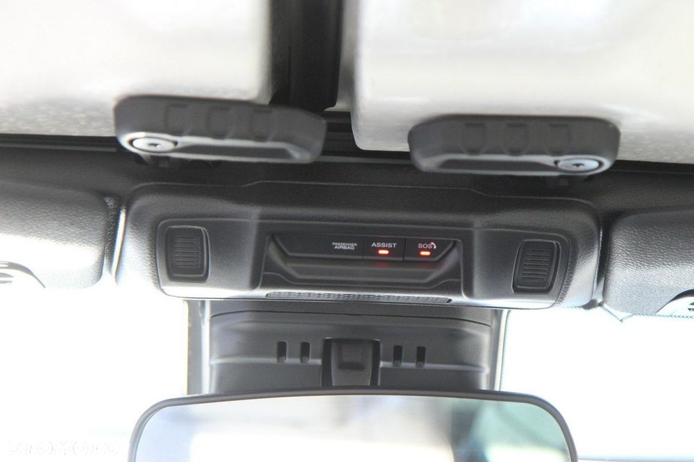 Jeep Wrangler - 26