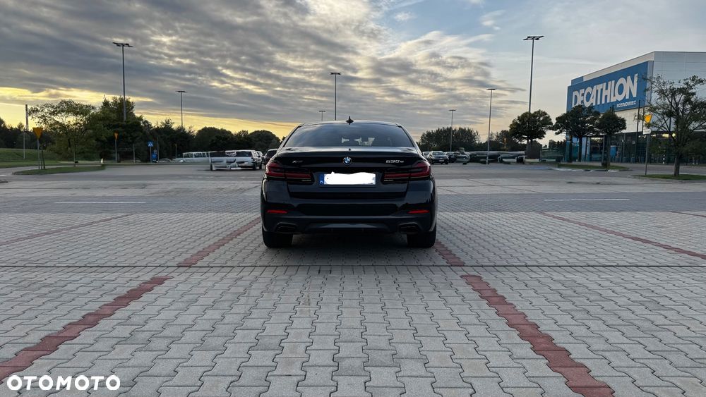 BMW Seria 5 530e - 9