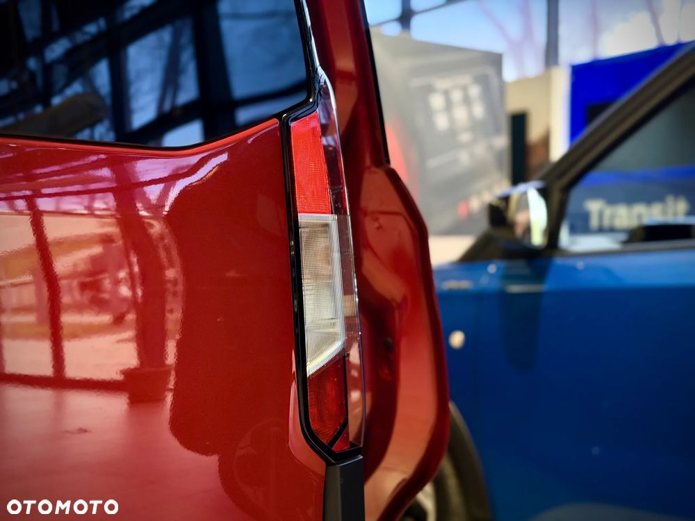 Ford Tourneo Courier 1.0 EcoBoost Titanium - 15