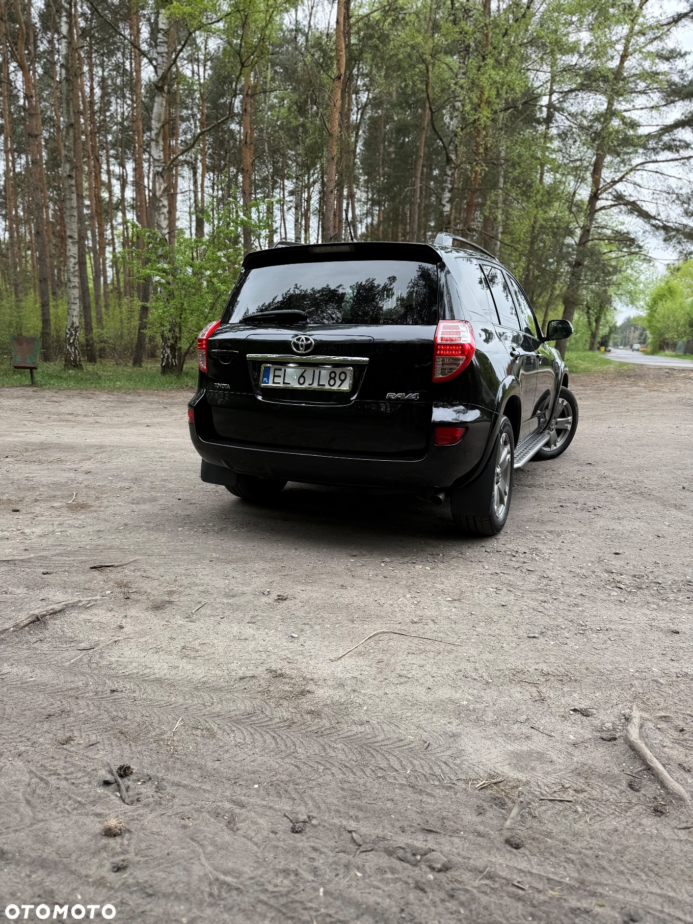 Toyota RAV4 - 10