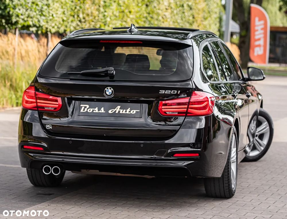BMW Seria 3 320i Edition Luxury Line Purity - 12