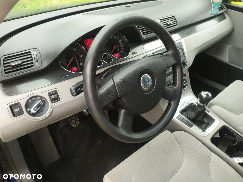 DESKA ROZDZIELCZA AIRBAG PASAŻERA VW PASSAT B6 - 2