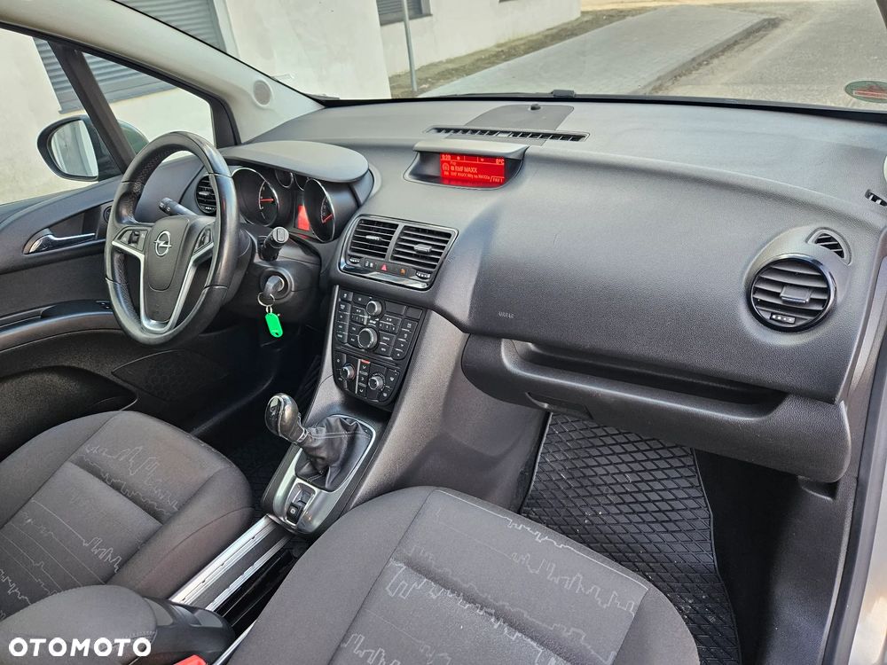 Opel Meriva 1.4 Essentia - 14