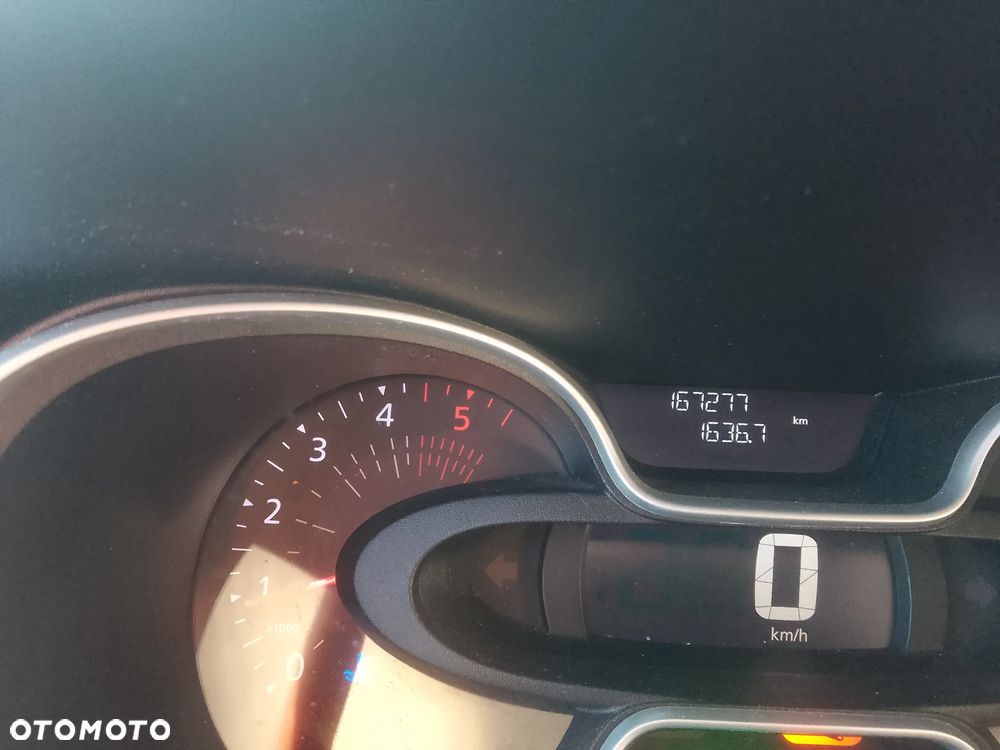 Renault Trafic - 14