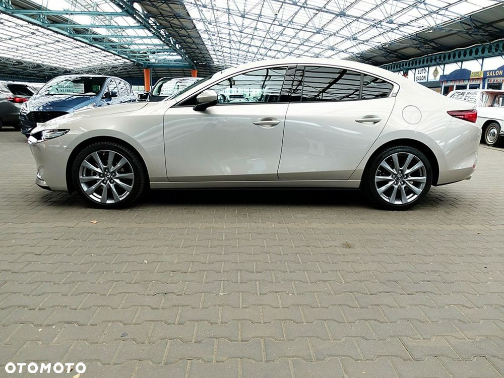 Mazda 3 - 7