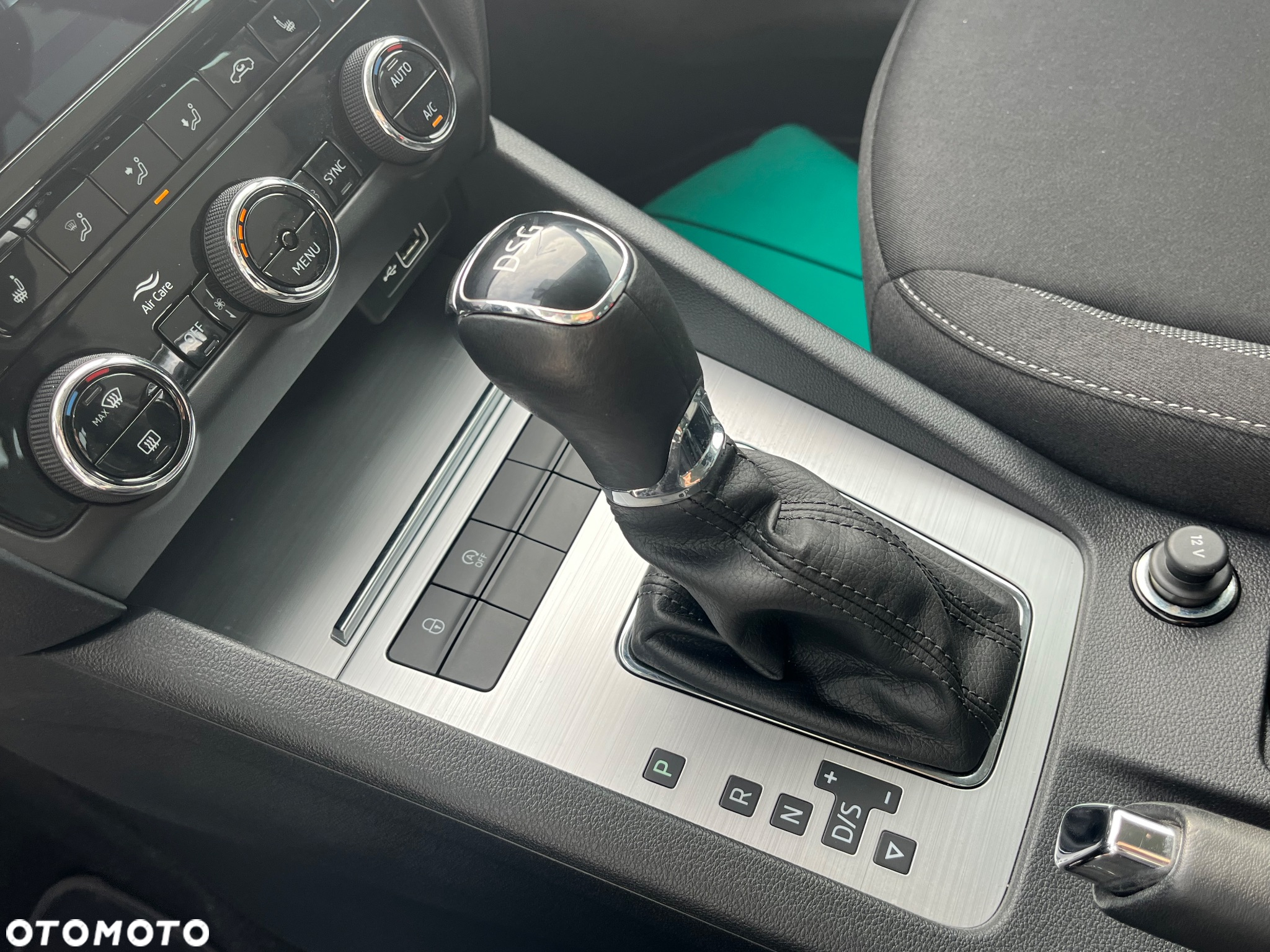 Skoda Octavia Combi 2.0 TSI DSG Clever - 9