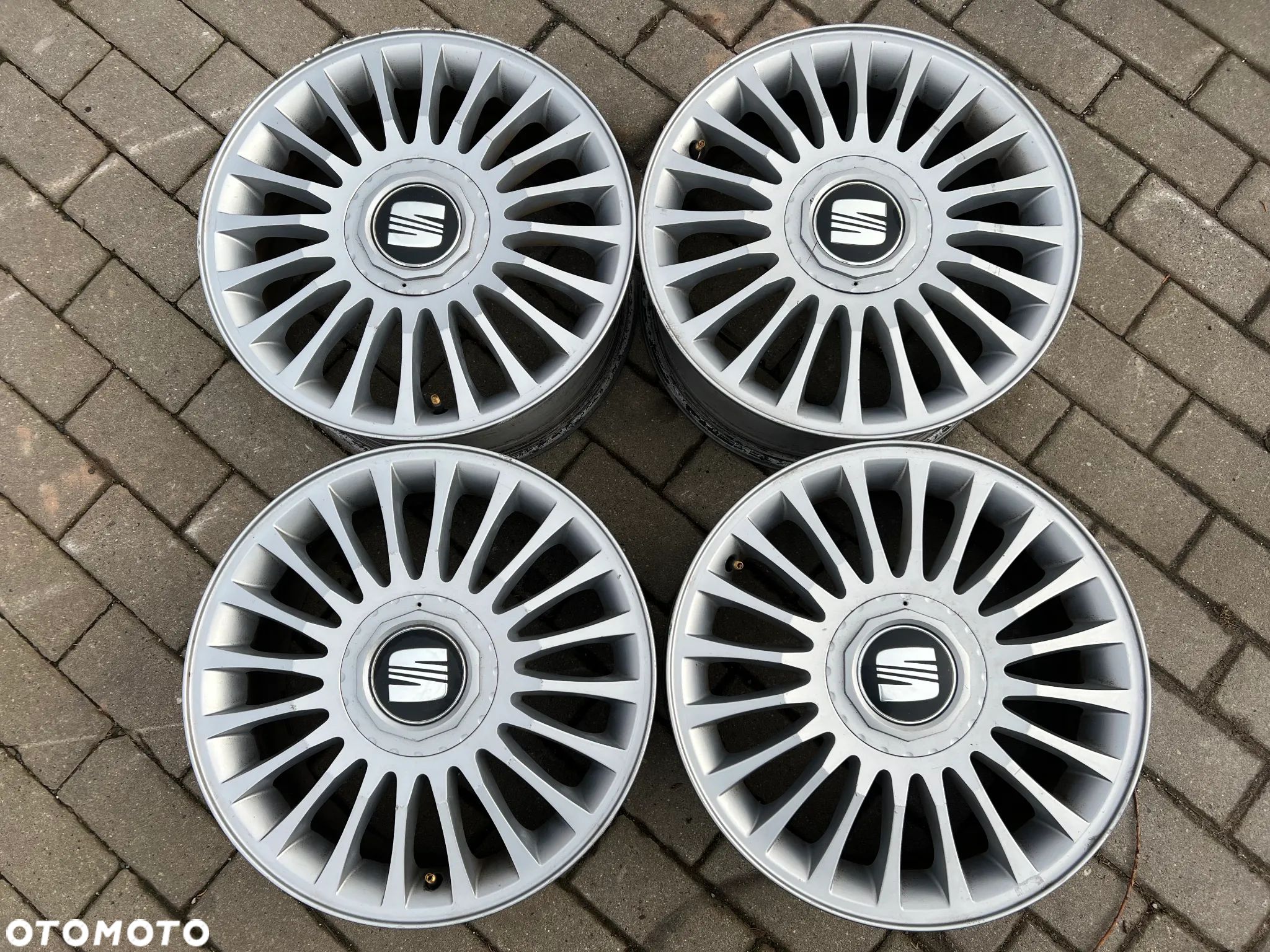 Alufelgi SEAT 5x100 7Jx16" ET42 1M0601025E - 1