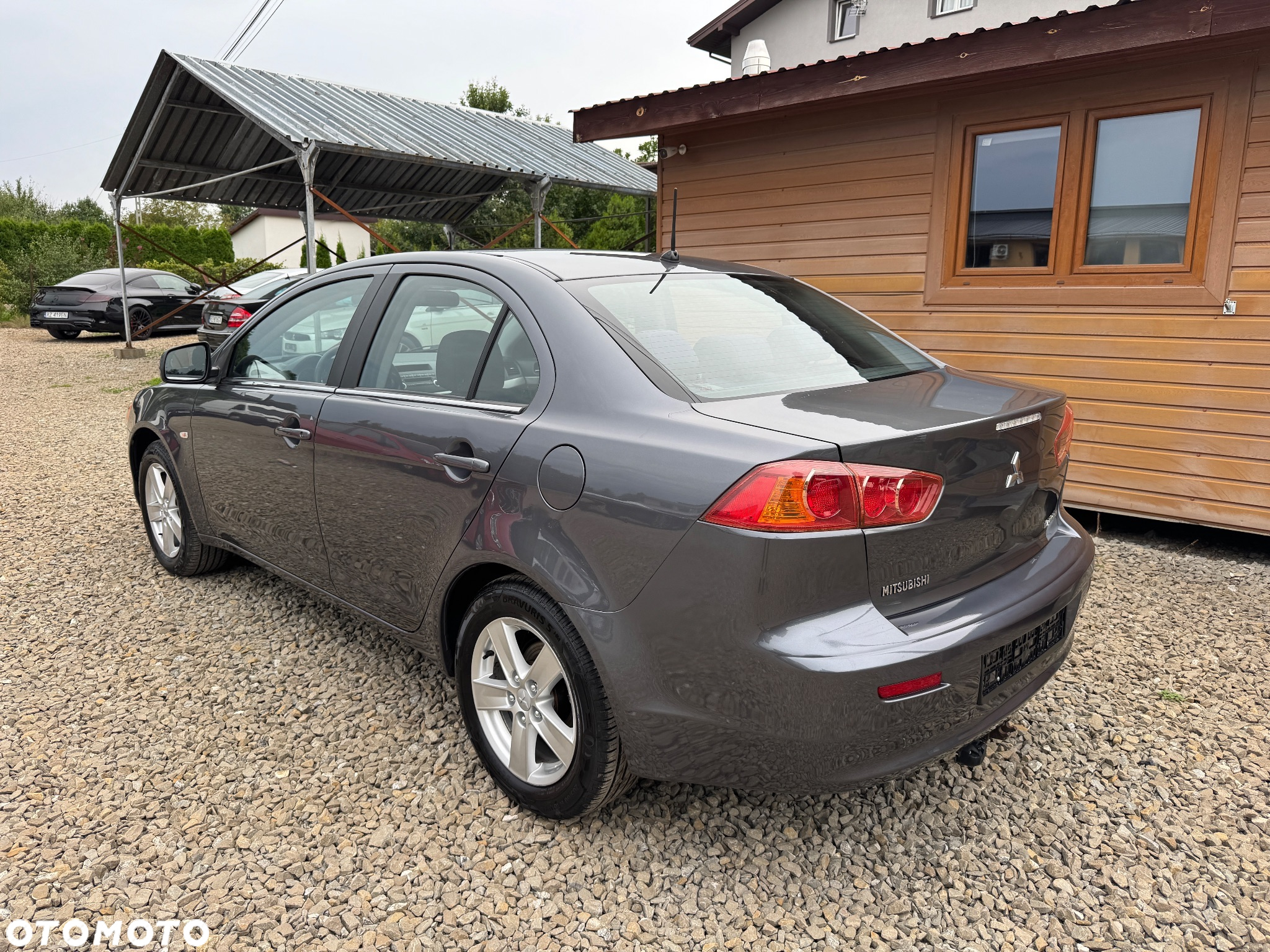 Mitsubishi Lancer 1.8 CVT Invite - 5