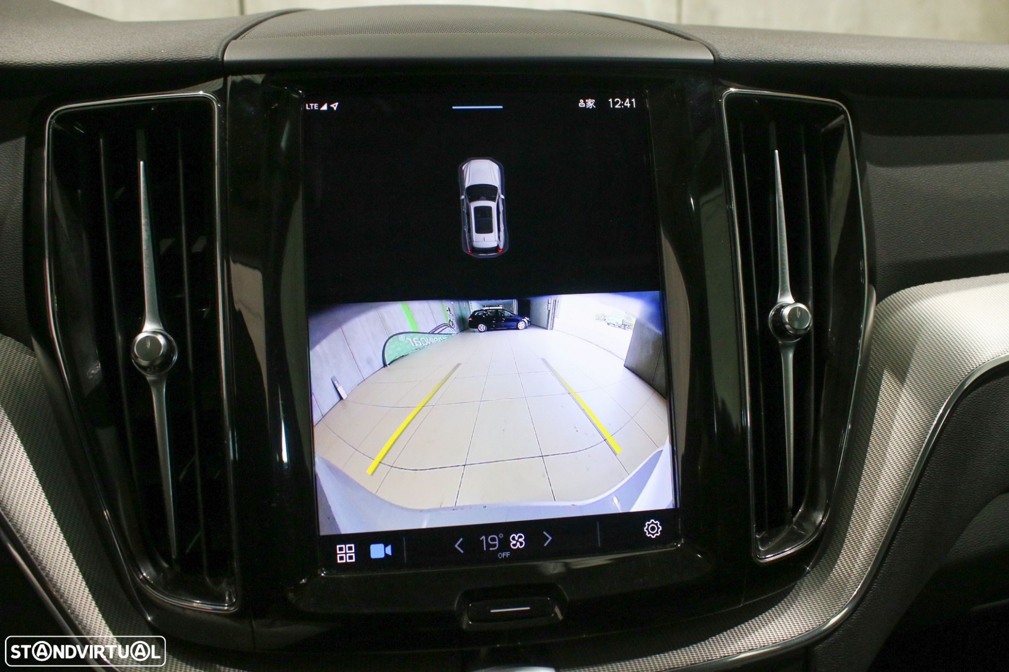 Volvo XC 60 2.0 T6 PHEV Black Edition AWD - 18
