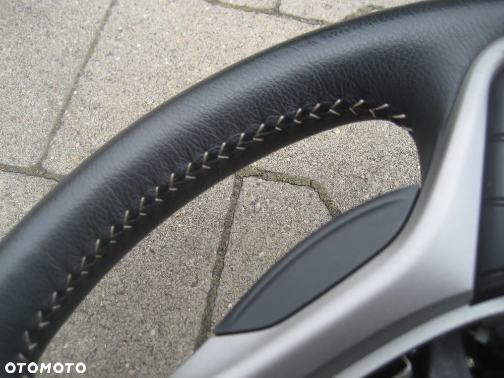 honda civic ufo VIII 06-09r 1,8b kierownica skóra łopatki - 7