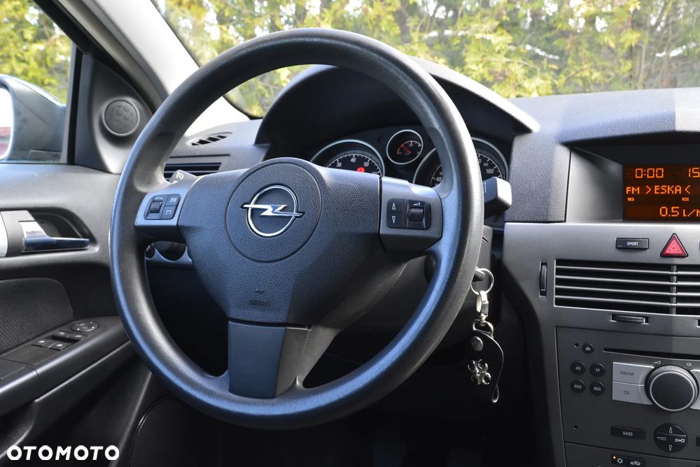 Opel Astra 1.6 Sport - 11