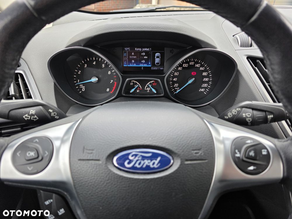 Ford Kuga 1.5 EcoBoost FWD Titanium ASS MMT6 - 11