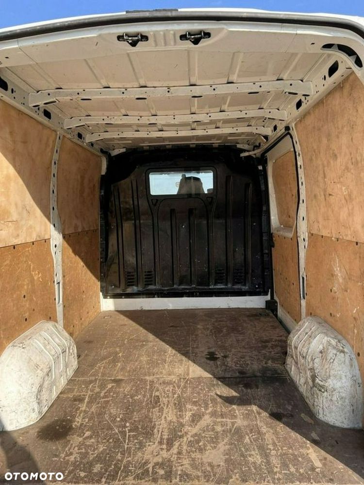 Opel Movano - 10