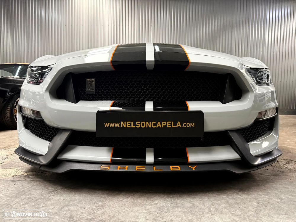 Ford Mustang - 14