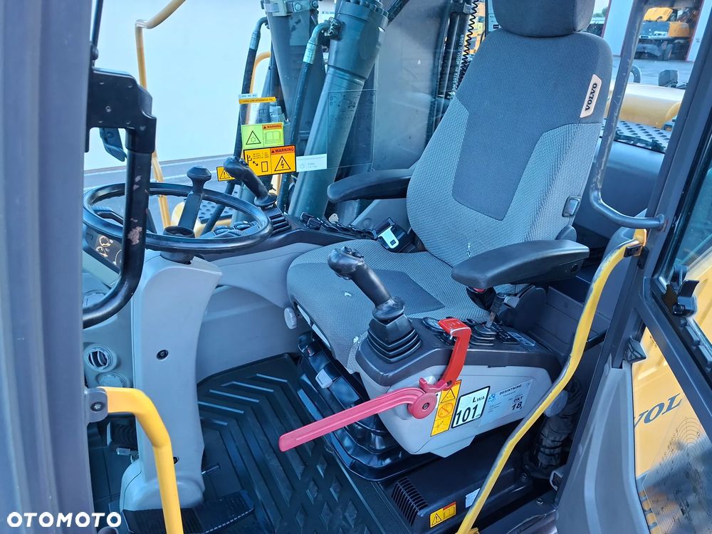 Volvo EW160C ROTOTILT ze szczypcami - 2