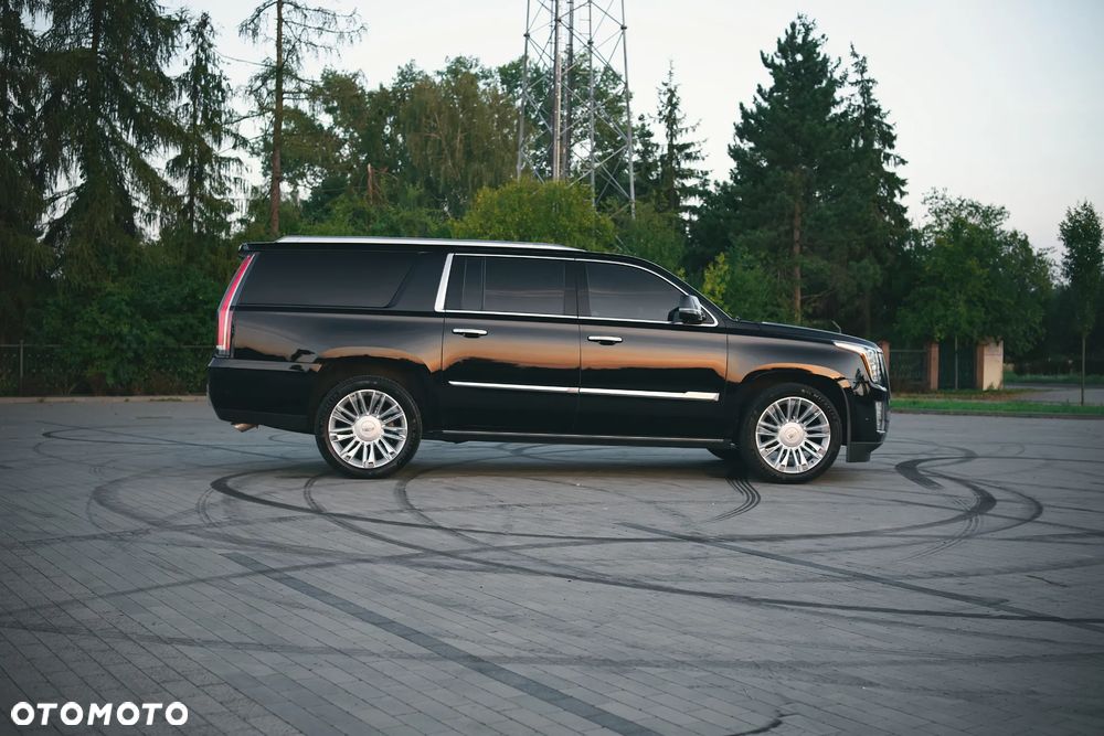Cadillac Escalade - 10