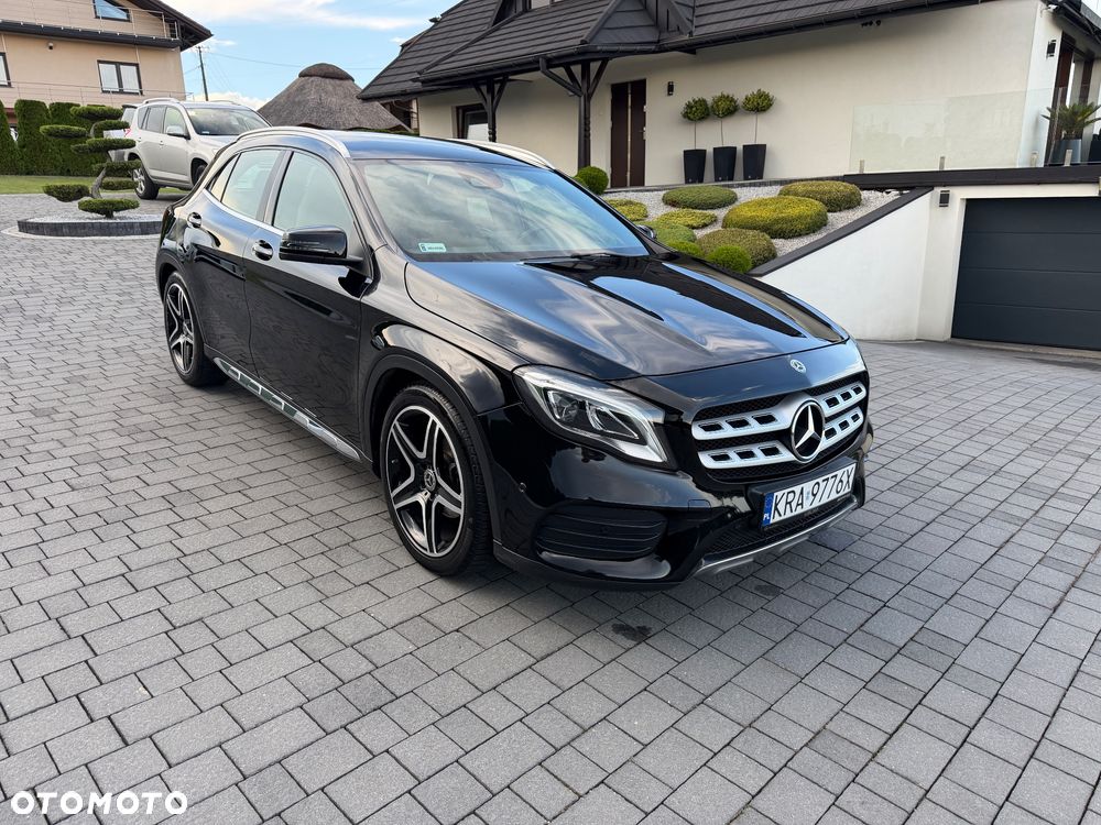 Mercedes-Benz GLA 200 d AMG Line - 5