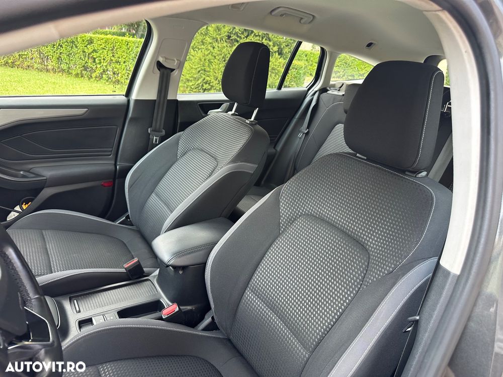 Ford Focus 1.5 EcoBlue Titanium - 26