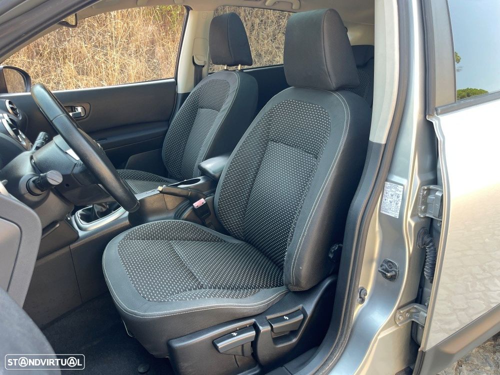 Nissan Qashqai 1.5 dCi Tekna Premium 17 - 22