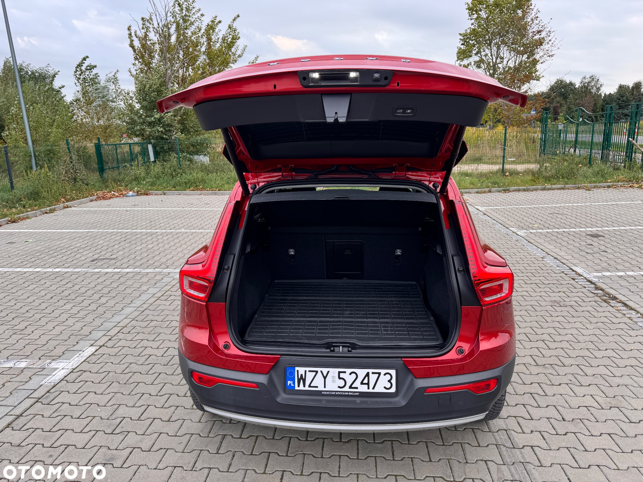 Volvo XC 40 T5 AWD Geartronic Momentum Pro - 21