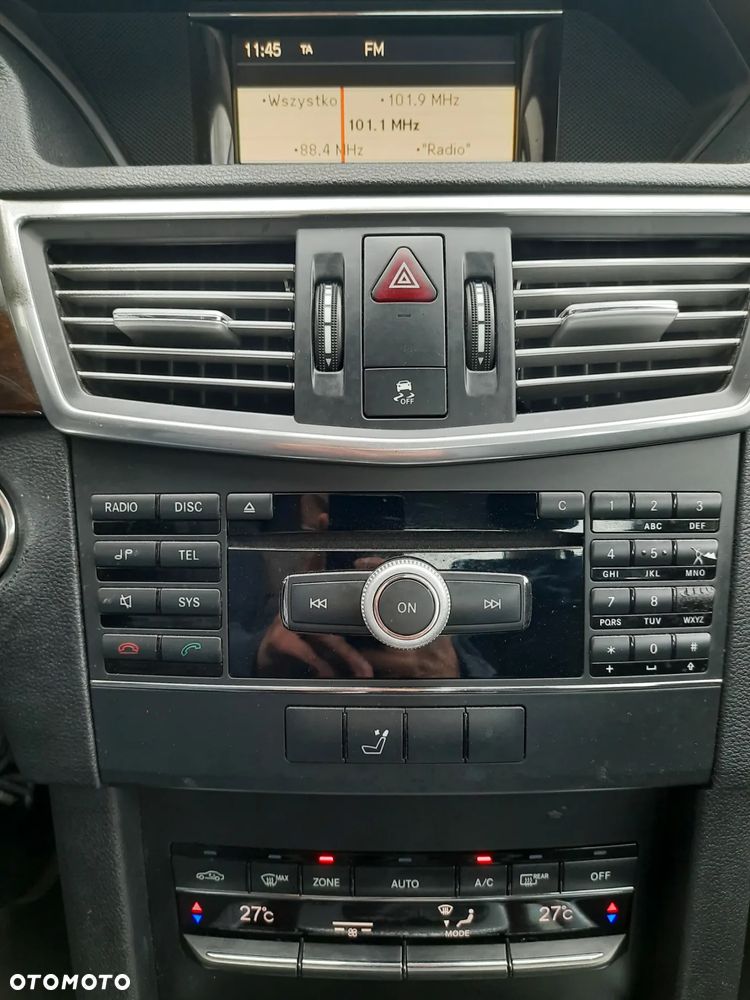 Mercedes-Benz Klasa E 250 CDI 4-Matic BlueEff - 17