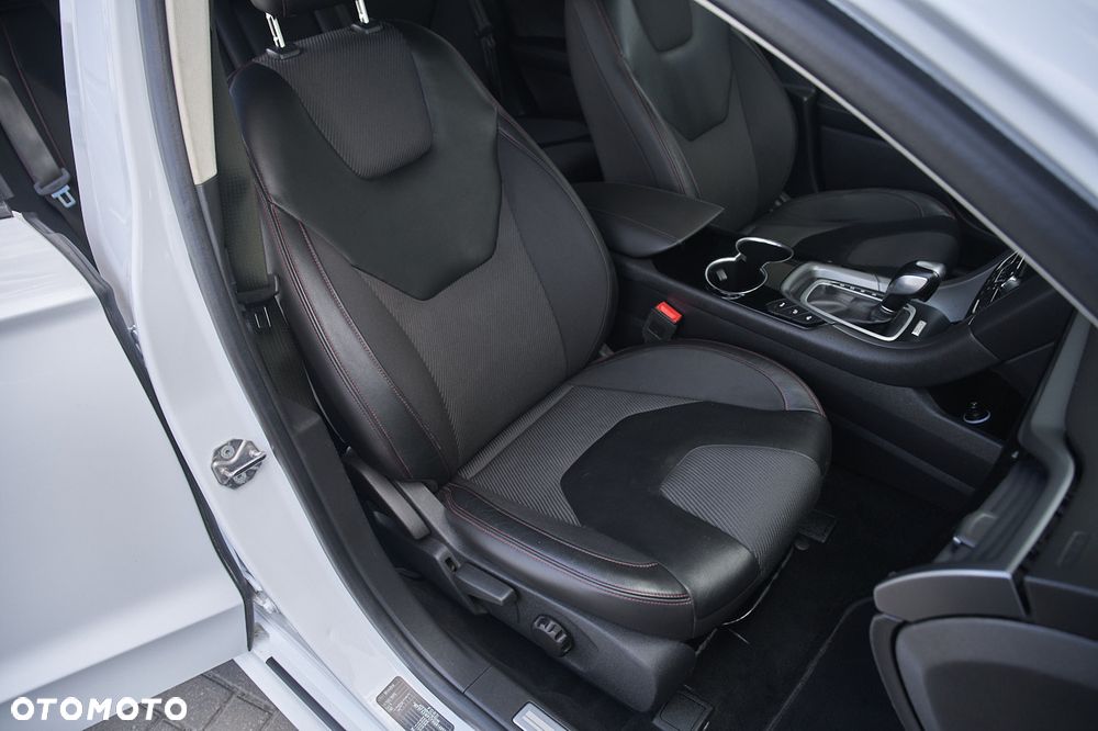 Ford Mondeo 2.0 TDCi STart-Stopp PowerShift-Aut ST-Line - 24