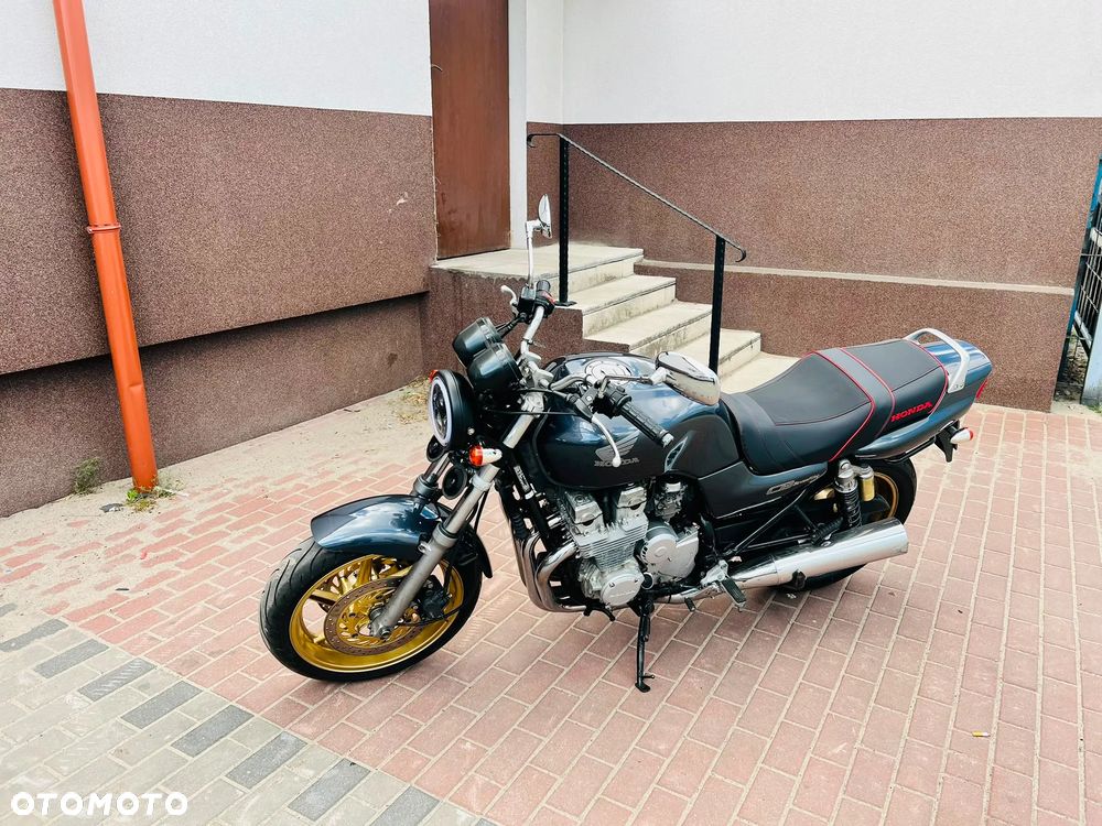Honda Hornet - 8