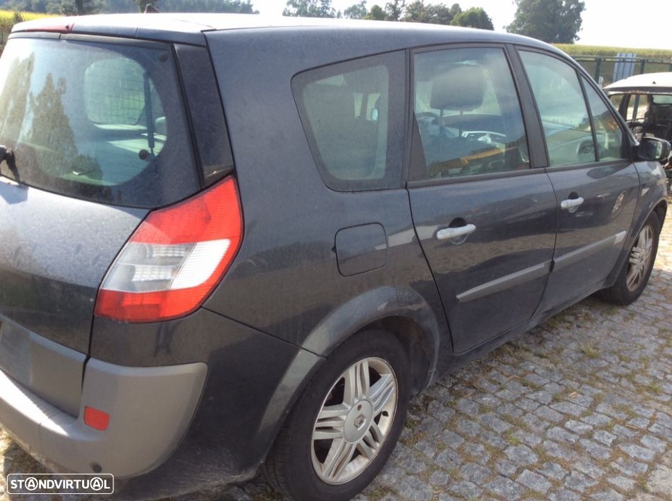 Renault Grande scénic 1.5dci - 5