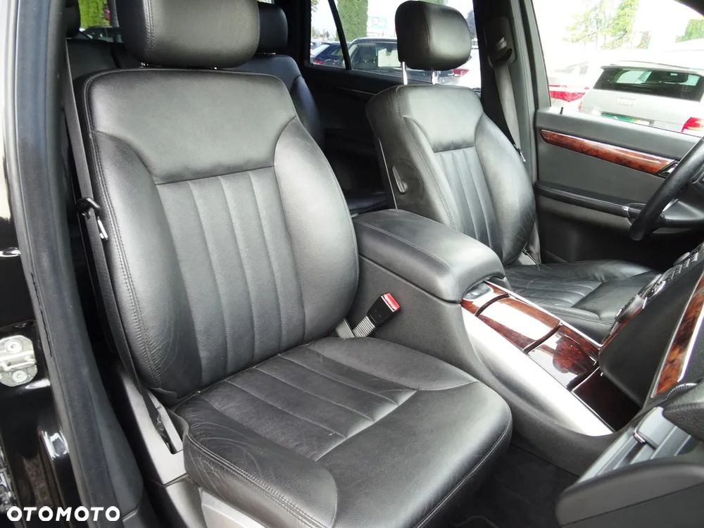 Mercedes-Benz Klasa R 320 CDI L 4-Matic - 11