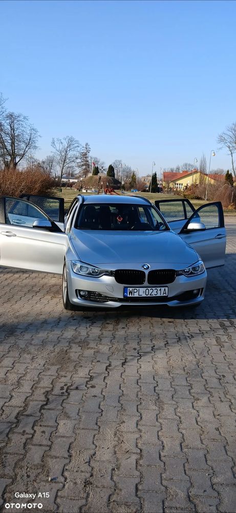 BMW Seria 3 318d Sport Line - 9