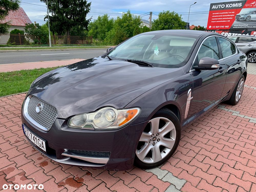 Jaguar XF 2.7 V6 Premium Luxury - 5