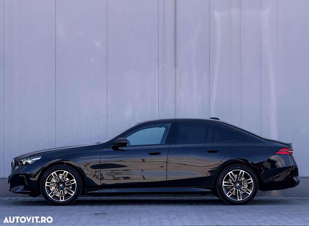 BMW Seria 5 520d xDrive AT MHEV - 11
