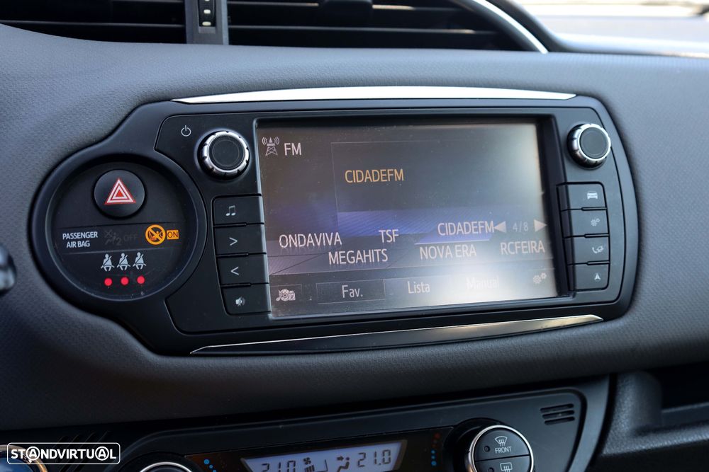 Toyota Yaris 1.5 HSD Active - 16