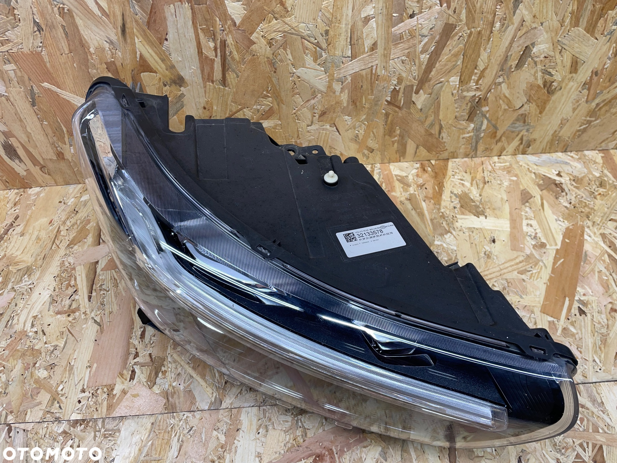 Przednia prawa lampa volvo xc40 mid led - 2