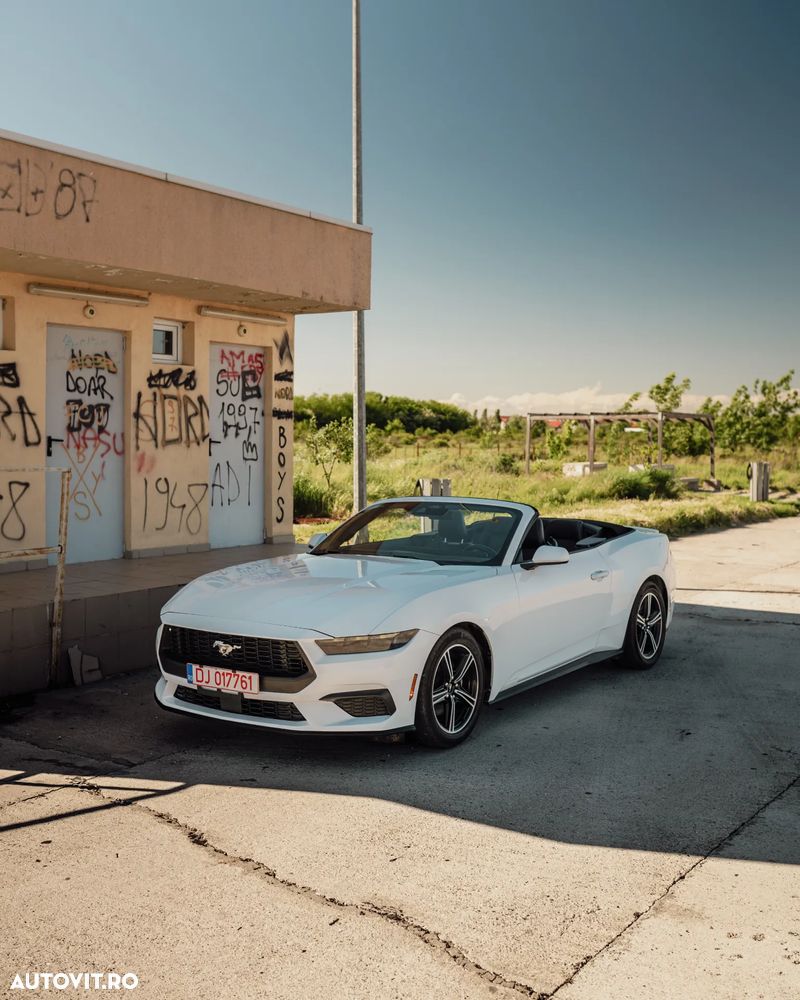 Ford Mustang 2.3 Eco Boost Aut. - 2