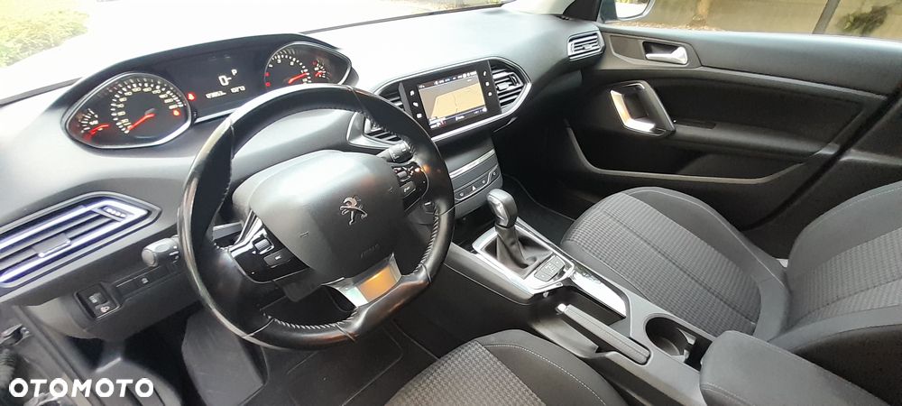 Peugeot 308 1.6 BlueHDi Active S&S EAT6 - 15